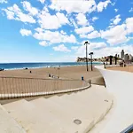 Sunset Waves 1-135 アパート ベニドルム