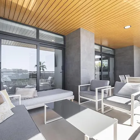 アパート Sunset Waves 1-135 *