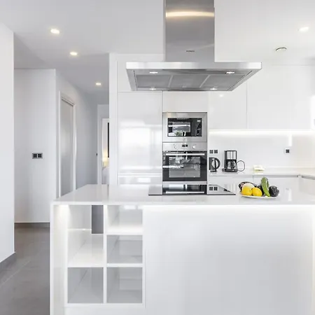 アパート Sunset Waves 1-135 *